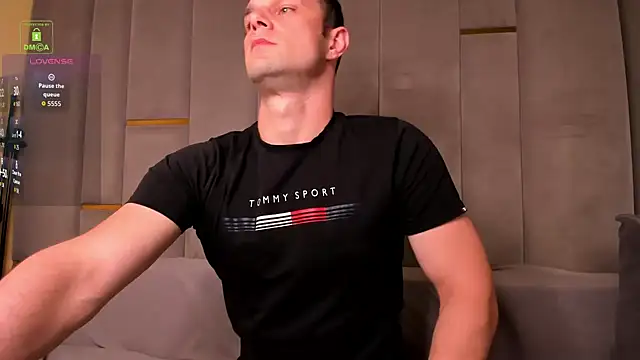 צ'אט XXX בשידור חי של BrandonNorris