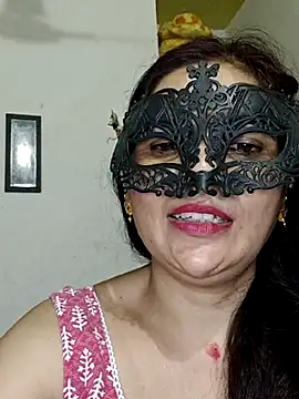 BhabhiPooja69's Live XXX Chat