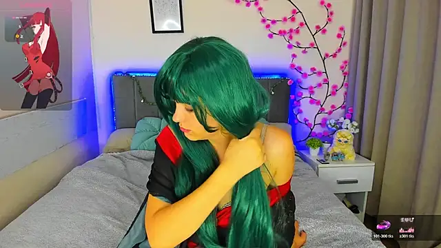 DellaRows XXX чат на живо