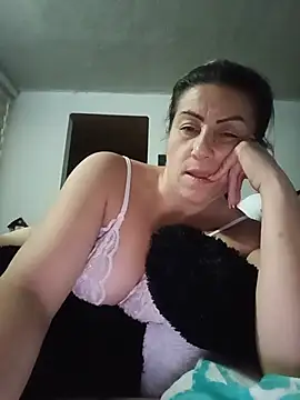 maynor_1998 Live XXX Chat