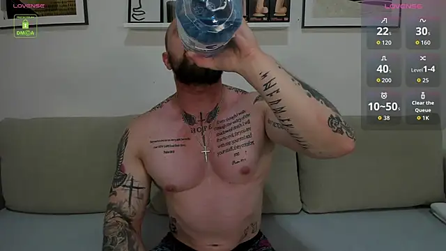 Gerard_Finbar élő XXX-chatje