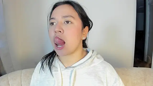 rudyhlowes live XXX chat