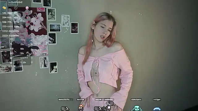 ElaineBerum's Live XXX Chat
