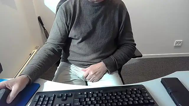 XXX chat uživo modela Buggemann