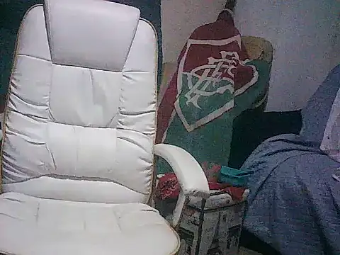 latinound Chat XXX live