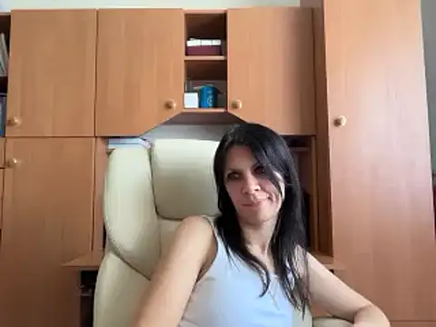 InjaAtHome: απευθείας συνομιλία ΧΧΧ
