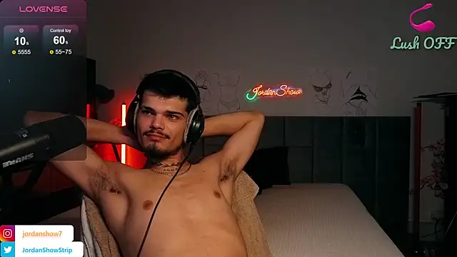 צ'אט XXX בשידור חי של JordanShow