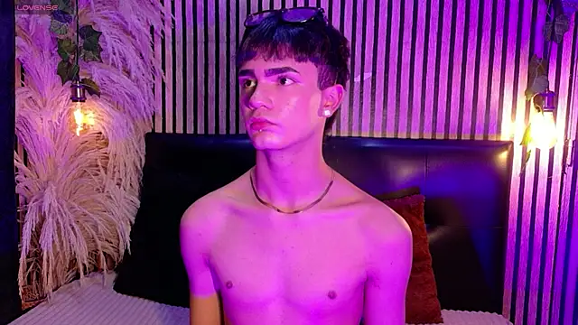 XXX chat uživo modela Danny_prince