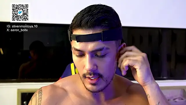 aaron_bolt Live XXX-chat