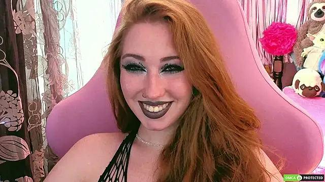 TinaBrook XXX чат на живо