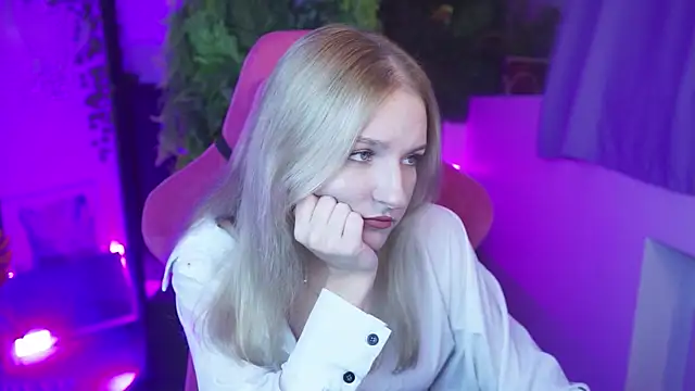 ViolaMore Chat XXX live