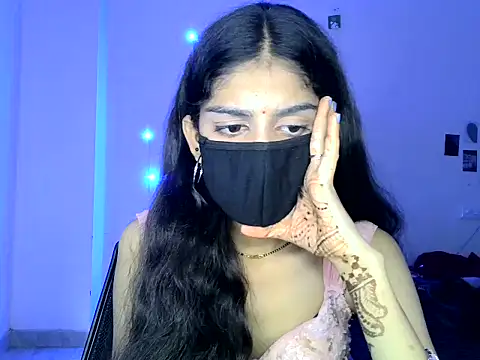 SASSY__BABY_ Adlı Modelin Canlı XXX Sohbeti