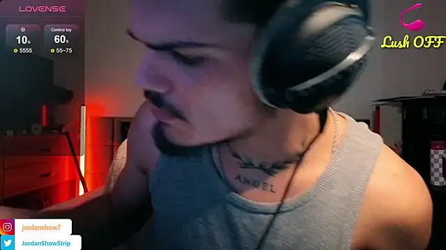 JordanShow's Live XXX Chat