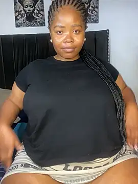 LunaCovenn's Live XXX Chat