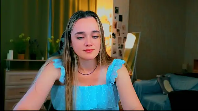 earthfantasyy's Live XXX Chat