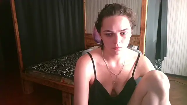 EthelsLover Adlı Modelin Canlı XXX Sohbeti