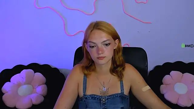 melody_sky_ Adlı Modelin Canlı XXX Sohbeti