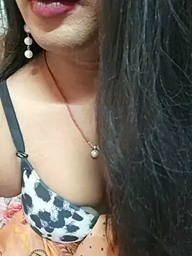 glitchwaligirl Adlı Modelin Canlı XXX Sohbeti