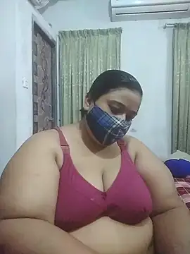 Czat XXX na żywo – momo_loves