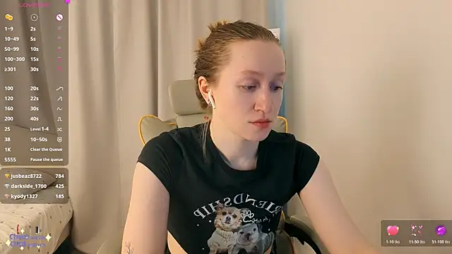 mowalova élő XXX-chatje