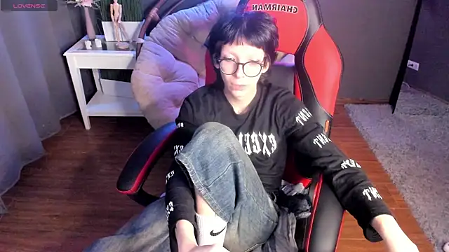 Chatroom XXX en direct de SkinnyWinx