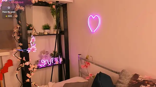 XXX chat uživo modela CoralHollow