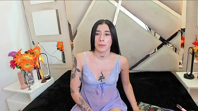 Nairobi_Skinny_ Chat XXX live