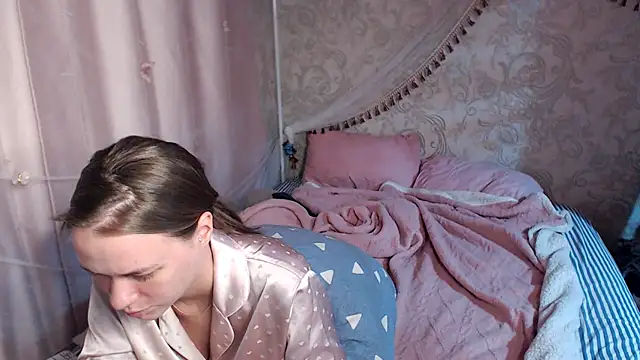 leila_bambi_ Chat XXX live