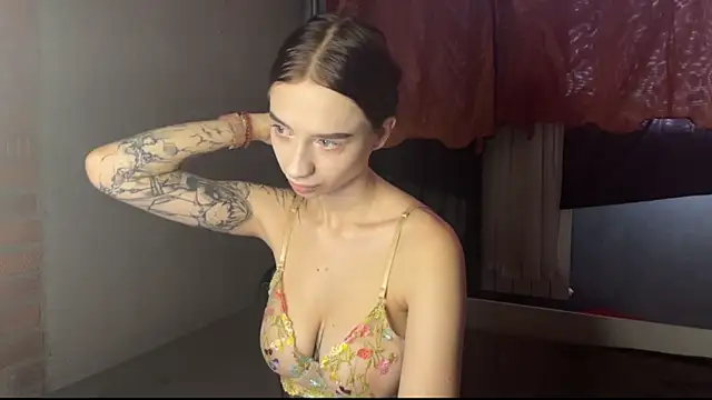 imChatty_Alice's Live XXX Chat