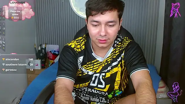 Julian_Smith21's Live XXX Chat
