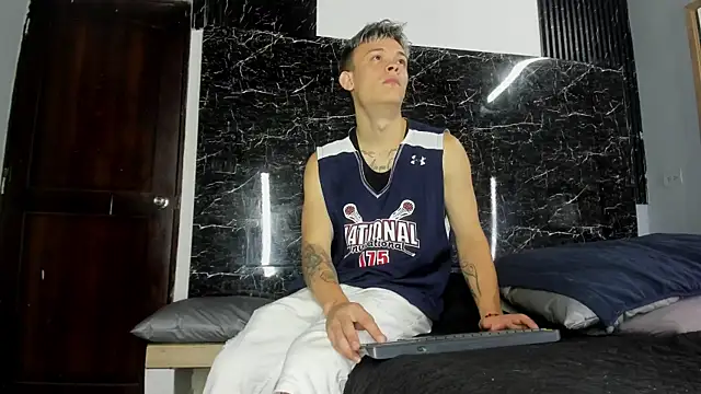 Robinlion91 Live XXX Chat