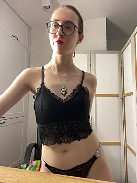 MartiniiSelenna's Live XXX Chat