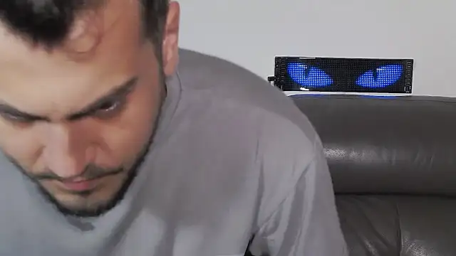 CrazyDom1 Chat XXX live