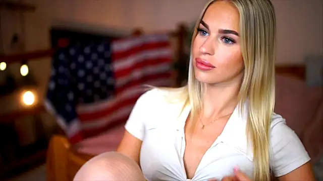 XXX chat uživo modela Emilyvanroessel