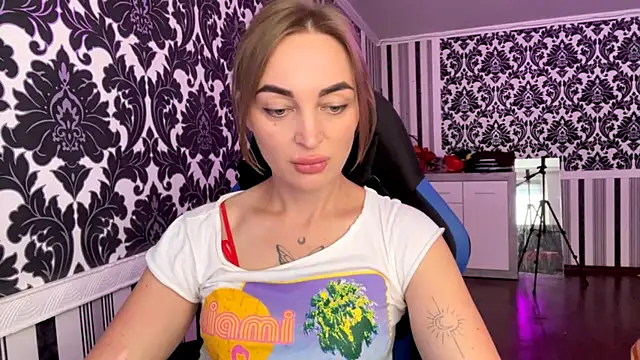 צ'אט XXX בשידור חי של Vellora_