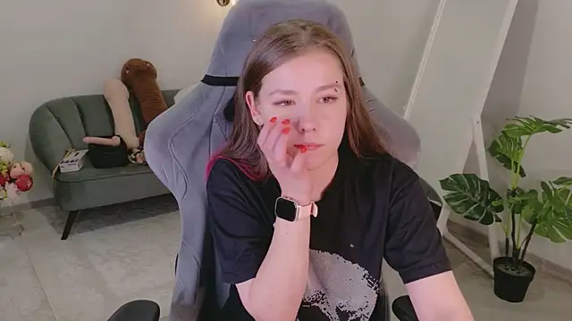Mira_Falls' Live XXX Chat
