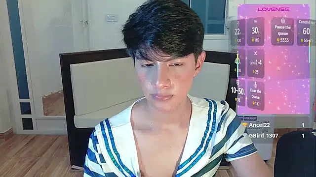 phuwin_bj élő XXX-chatje