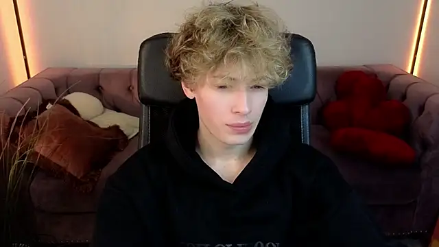 kevingarsiaa Chat XXX live