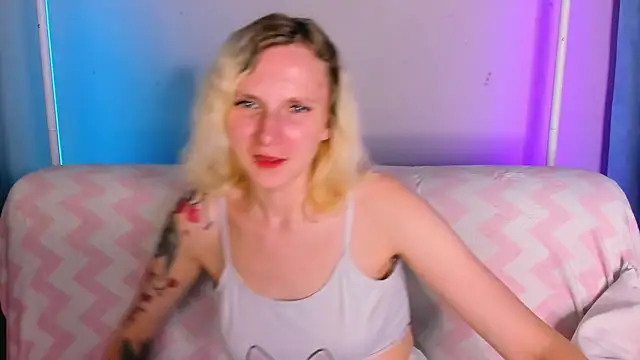 LikiLips Chat XXX live