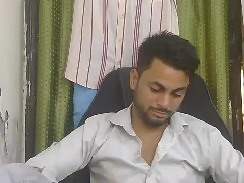 Stubborndesiboy 라이브 XXX 채팅