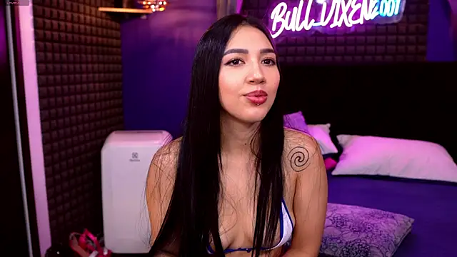 bull_vixen2001 XXX чат на живо