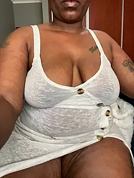 แชท XXX สดของ fatpussydallx