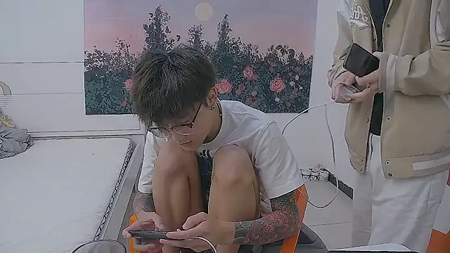 KK-cuteboyのライブXXXチャット