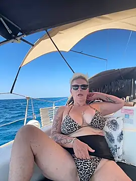 German_Milf 在線直播表演