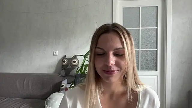 Chat +18 de LaraineDomebo ao vivo