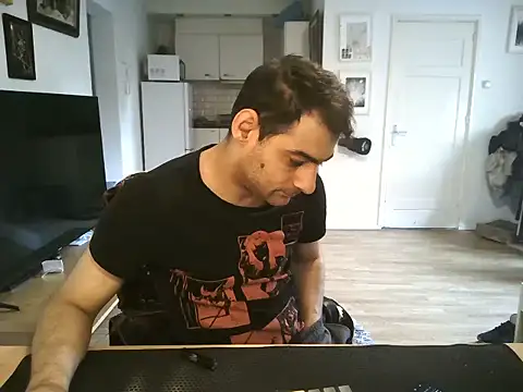 mihaimichaelのライブXXXチャット