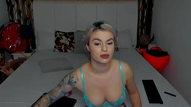 RaisaHot Live XXX Chat