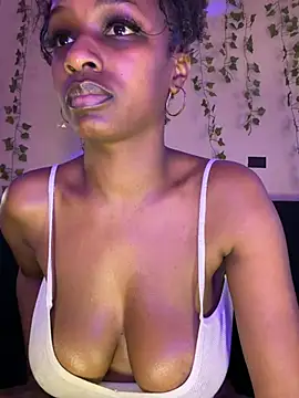 AshleyCa1995 现场XXX聊天