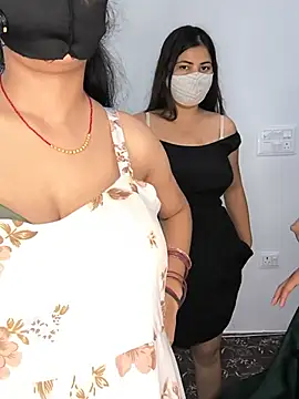 Hot_Parul élő XXX-chatje