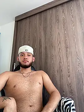 Ryan_Miller111: онлайн-секс-чат